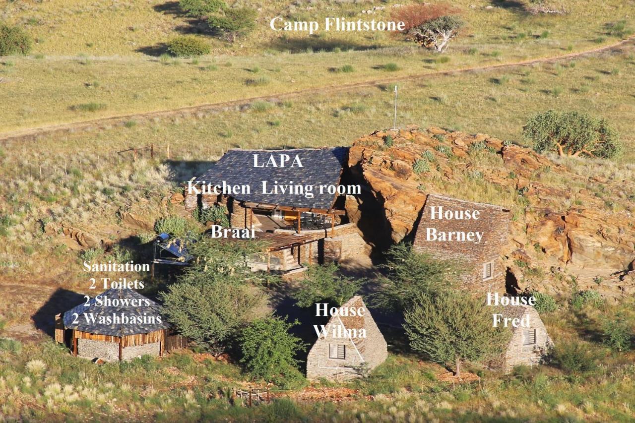 Rooiklip Camp Flintstone Apartment Bagian luar foto
