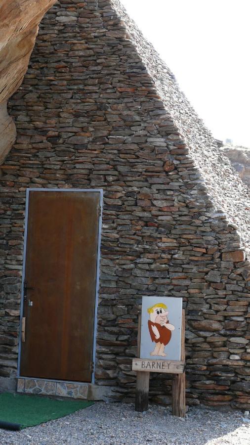 Rooiklip Camp Flintstone Apartment Bagian luar foto