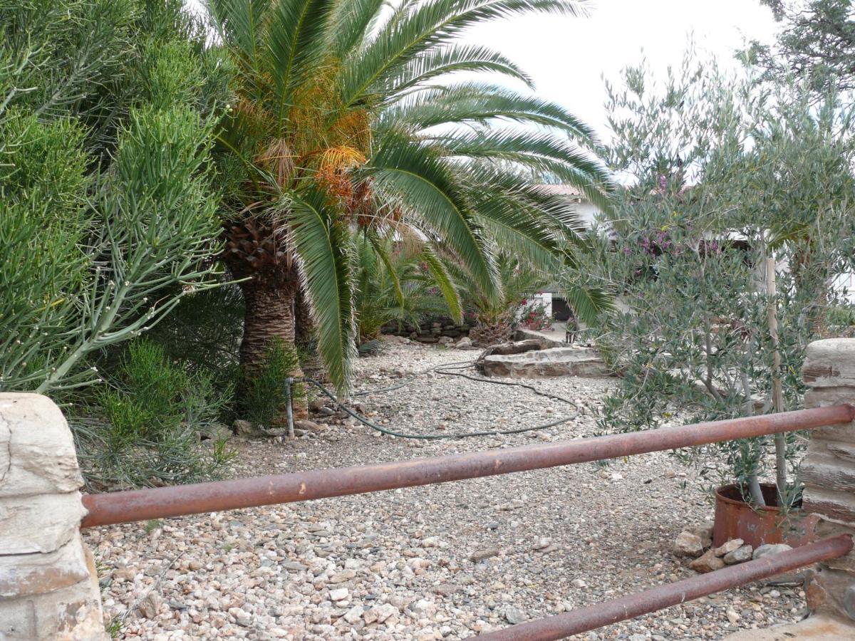 Rooiklip Camp Flintstone Apartment Bagian luar foto